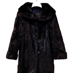 Hurtig Furriers Black Beaver Fur Car Coat